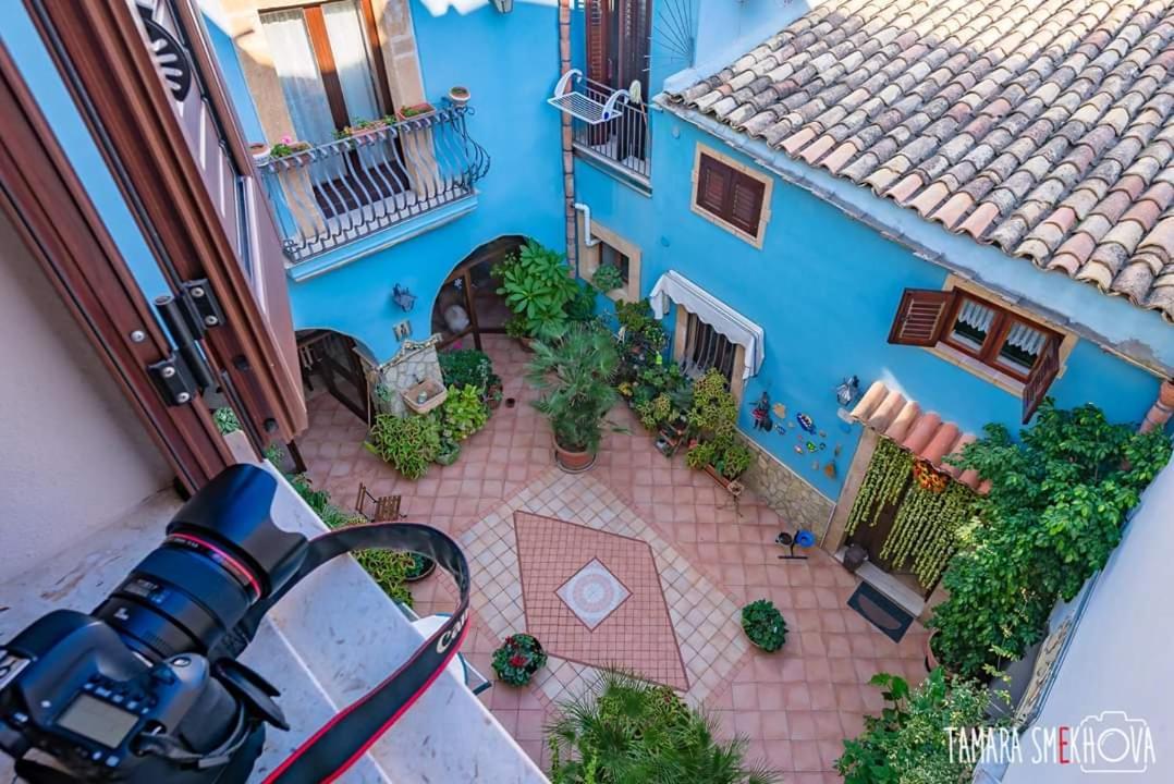 La Finestra Sul Cortile B&B Sciacca Luaran gambar