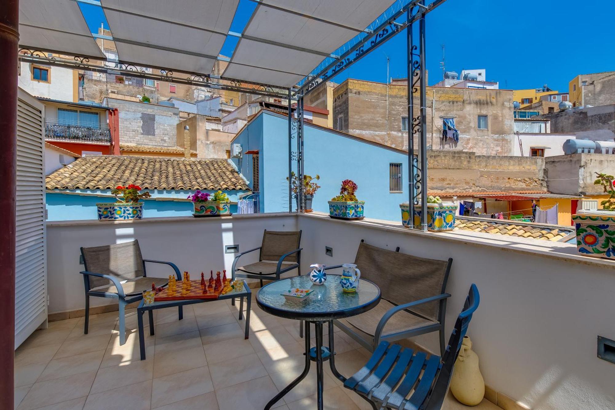 La Finestra Sul Cortile B&B Sciacca Luaran gambar